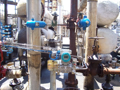 Oil refinery in the Caribbean (2005 and 2010)