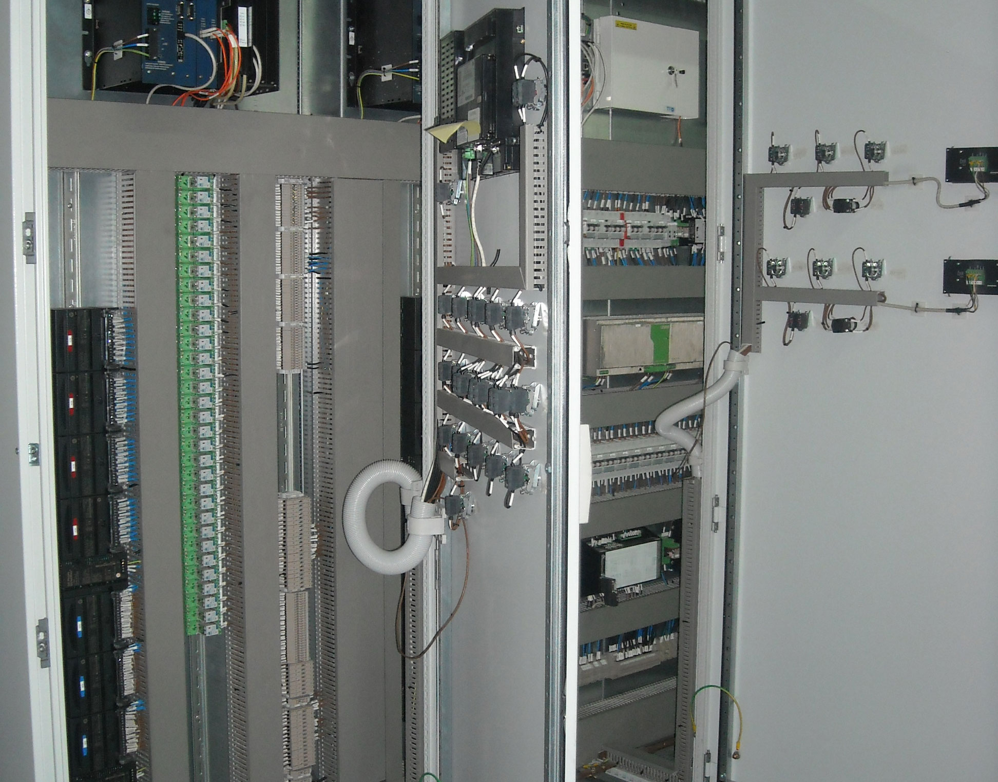 Auxiliary 25 t/h boiler for the Koudiet combined cycle power station (Algeria, 2009)
