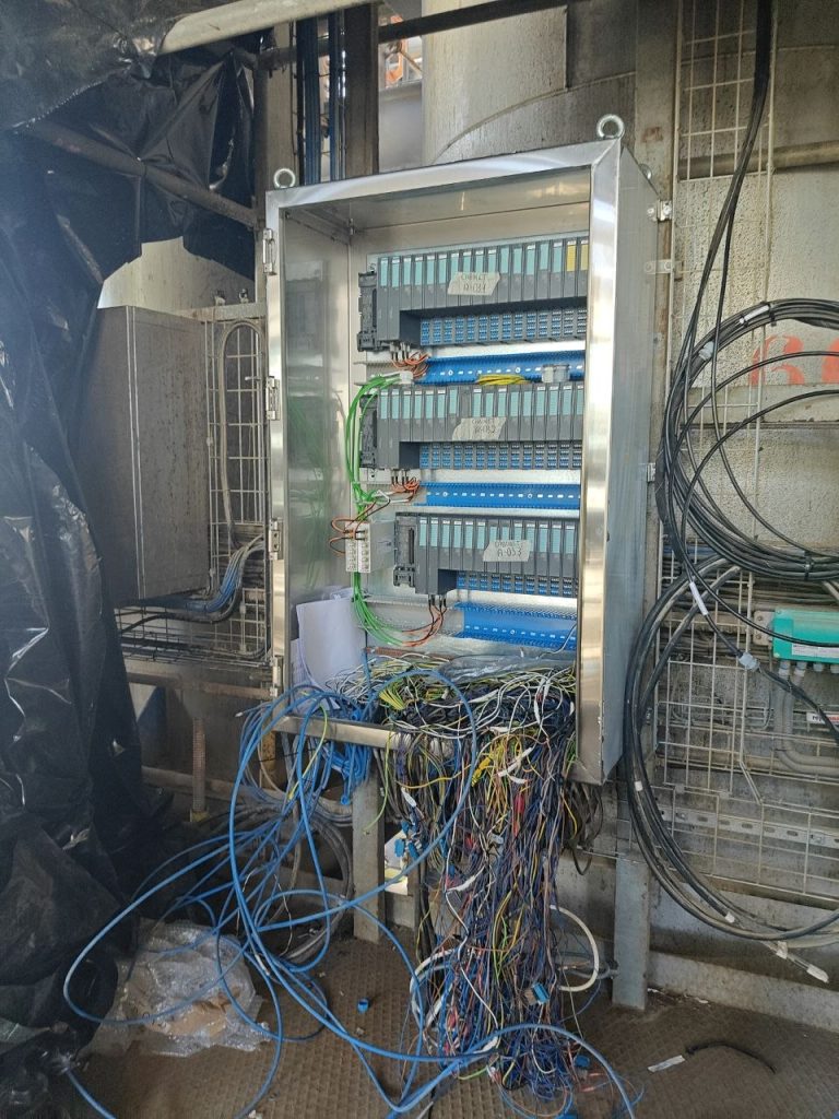 Recableado de una caja de periferia en campo