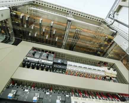 Fabricación de armarios de control, CCMs y CGBTs