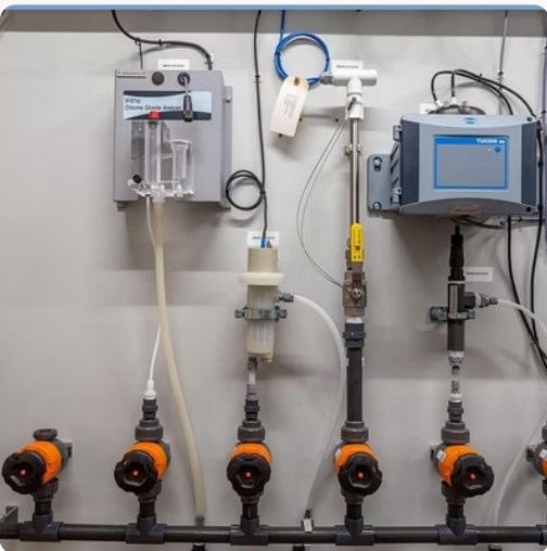Jubail 3B (Saudi Arabia) – Water analysis cabinets and shelters for ACCIONA
